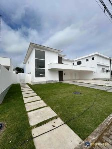 Casa com 4 Quartos à venda, 450m² no Parque Rodoviário, Campos dos Goytacazes
