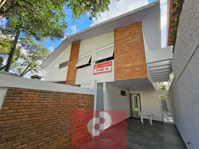 Casa com 3 Quartos à venda, 172m² no Moema, São Paulo