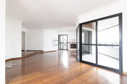 Apartamento com 4 Quartos à venda, 210m² no Vila Uberabinha, São Paulo