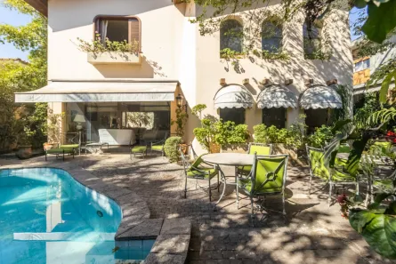 Casa com 5 Quartos à venda, 447m² no Jardim Guedala, São Paulo