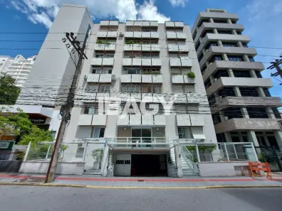 Apartamento com 2 Quartos para alugar, 64m² no Centro, Florianópolis