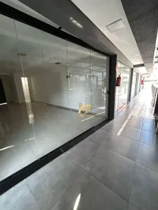 Ponto Comercial para alugar, 51m² no Parque Jaçatuba, Santo André