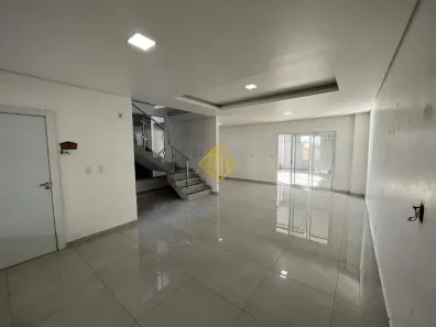 Sobrado com 3 Quartos para alugar, 209m² no Tocantins, Toledo