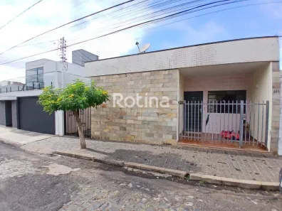 Casa com 2 Quartos para alugar, 60m² no Cazeca, Uberlândia