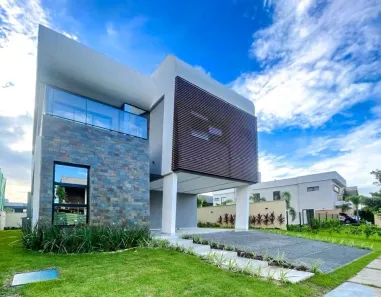 Casa de Condomínio com 6 Quartos à venda, 386m² no Cidade Alpha, Eusébio
