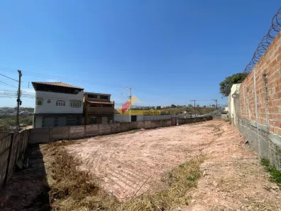 para alugar, 880m² no Santa Tereza, Divinópolis