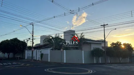 Casa com 3 Quartos à venda, 250m² no Jardim Tarraf, São José do Rio Preto