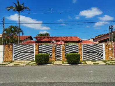 Casa com 5 Quartos à venda, 400m² no Jardim Residencial Doutor Lessa, Pindamonhangaba