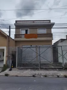 Imóvel Comercial com 4 Quartos à venda, 200m² no Vila Urupês, Suzano