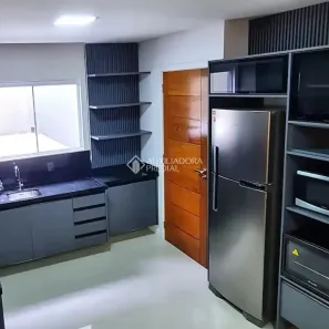 Sobrado com 3 Quartos à venda, 128m² no Balneário Ponta do Papagaio, Palhoça