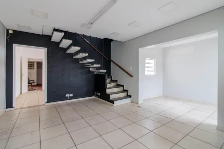 Casa com 3 Quartos para alugar, 167m² no Jardim Aida, Guarulhos