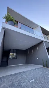 Sobrado com 3 Quartos à venda, 162m² no Anita Garibaldi, Joinville
