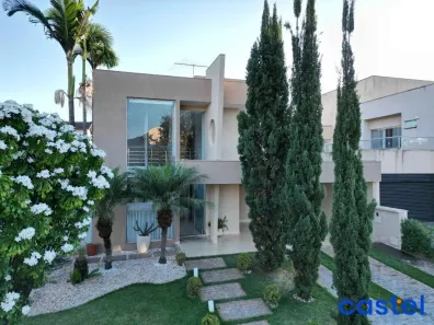 Casa com 4 Quartos à venda, 290m² no Jardins Atenas, Goiânia