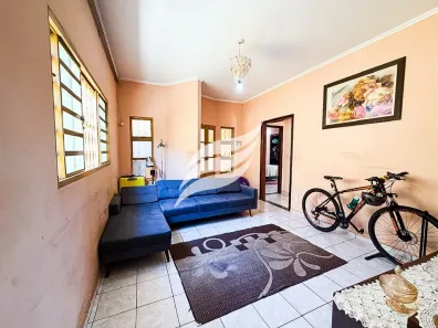 Casa com 2 Quartos à venda, 210m² no Umuarama, Araçatuba