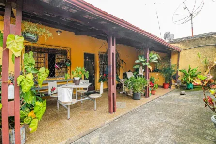 Casa com 3 Quartos à venda, 360m² no Darcy Vargas, Contagem