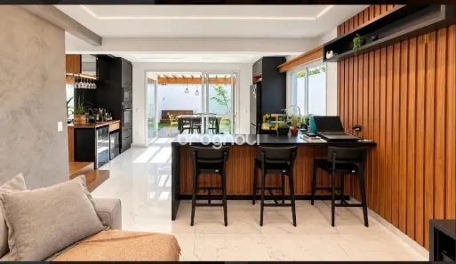 Casa com 3 Quartos à venda, 138m² no Campeche, Florianópolis