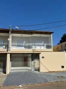 Sobrado com 3 Quartos à venda, 165m² no Jardim América, Goiânia