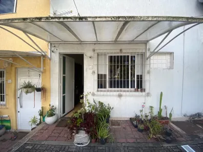 Casa de Condomínio com 2 Quartos para venda ou aluguel, 80m² no Praça Seca, Rio de Janeiro