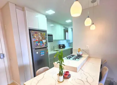 Apartamento com 2 Quartos à venda, 76m² no Abraão, Florianópolis
