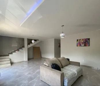 Casa com 3 Quartos à venda, 324m² no Cidade Jardim Guapimirim, Guapimirim