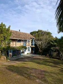 Casa com 4 Quartos à venda, 203m² no Vila Nova, Porto Alegre