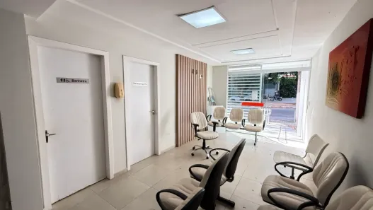 Ponto Comercial com 6 Quartos para venda ou aluguel, 250m² no Tirol, Natal