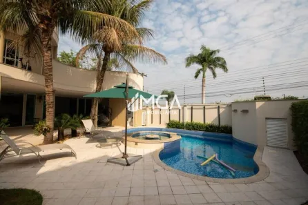 Casa de Condomínio com 5 Quartos à venda, 500m² no Monjolo, Foz do Iguaçu