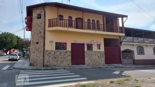 Casa com 2 Quartos para alugar, 150m² no Vila Jundiainópolis, Jundiaí