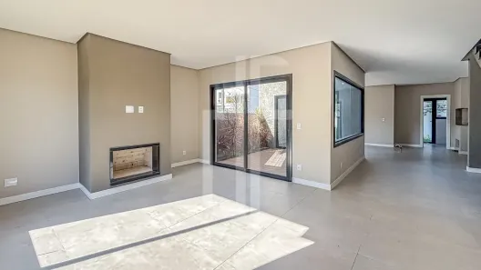 Sobrado com 3 Quartos à venda, 154m² no Hípica, Porto Alegre