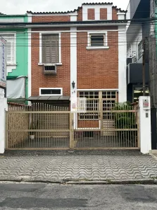 Imóvel Comercial com 4 Quartos à venda, 227m² no Gonzaga, Santos
