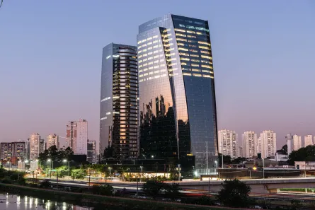 Sala Comercial para alugar, 121m² no Várzea de Baixo, São Paulo