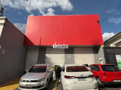 Ponto Comercial para alugar, 165m² no Centro, Uberlândia