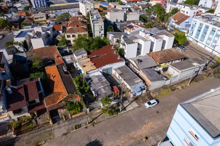 Lote/Terreno com 1 Quarto à venda, 920m² no Santo Antônio, Porto Alegre
