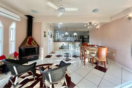 Casa com 3 Quartos à venda, 242m² no Harmonia, Canoas