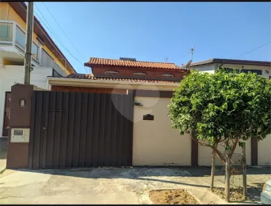 Casa com 4 Quartos à venda, 250m² no Jardim Siriema, Sorocaba