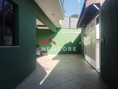 Sobrado com 3 Quartos à venda, 197m² no Jardim Guapituba, Mauá