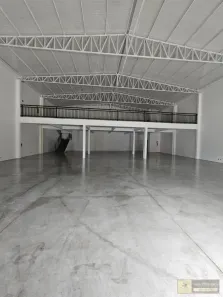 Galpão/Depósito/Armazém à venda, 430m² no Rio Pequeno, Camboriú