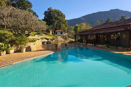 Fazenda/Sítio com 9 Quartos à venda, 45000m² no , Caeté