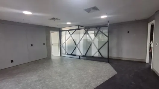 Imóvel Comercial à venda, 211m² no Vila Gomes Cardim, São Paulo