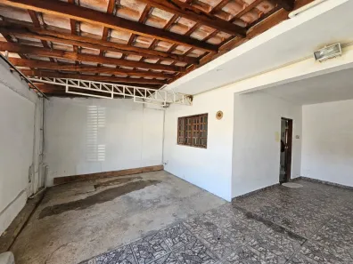 Casa com 2 Quartos à venda, 171m² no Jardim Abaeté, Sorocaba