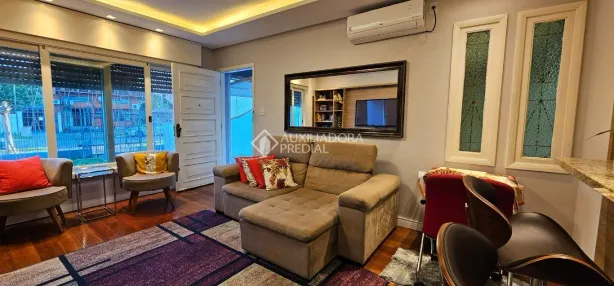 Casa com 3 Quartos à venda, 220m² no Niterói, Canoas