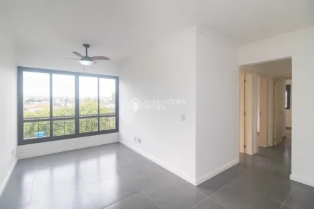 Apartamento com 3 Quartos para alugar, 70m² no São Geraldo, Porto Alegre
