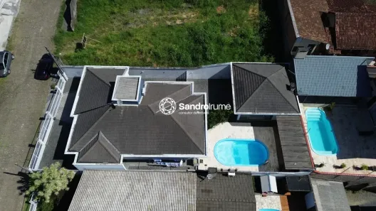 Casa com 2 Quartos à venda, 189m² no Costa e Silva, Joinville