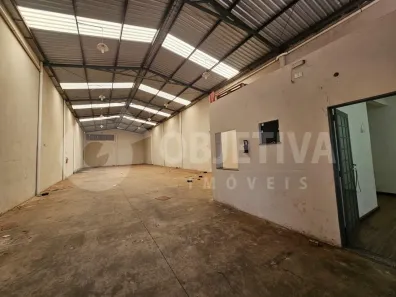 Galpão/Depósito/Armazém para alugar, 350m² no Tibery, Uberlândia