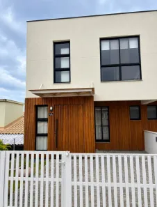 Sobrado com 2 Quartos para alugar, 100m² no Ambrósio, Garopaba