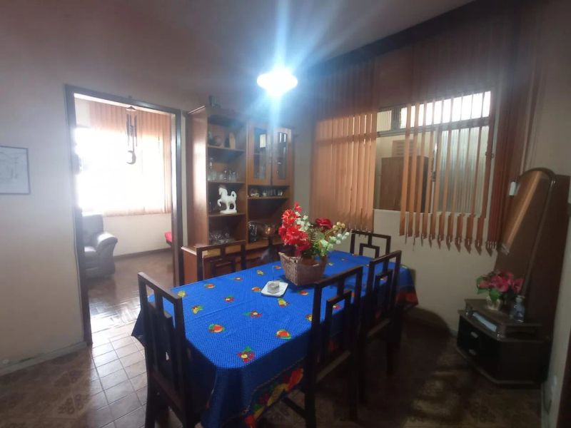 Casa com 3 quartos — Carlos Prates, Belo Horizonte