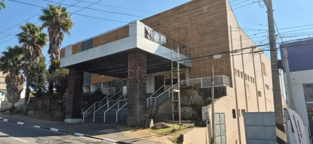 Prédio Comercial para alugar, 4400m² no Vila Sônia (Sousas), Campinas