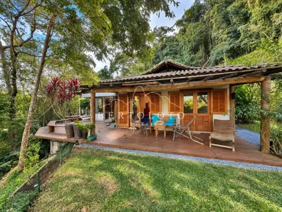 Casa de Condomínio com 3 Quartos à venda, 260m² no Pedro do Rio, Petrópolis