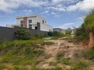 Lote/Terreno à venda, 513m² no Novo Centro, Santa Luzia