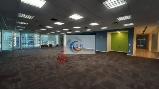 Sala Comercial para alugar, 460m² no Vila Olímpia, São Paulo